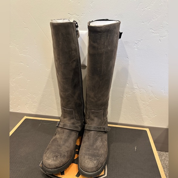 New Ariat Stanton H2O waterproof Knee-High Leather Boots - Picture 2 of 7